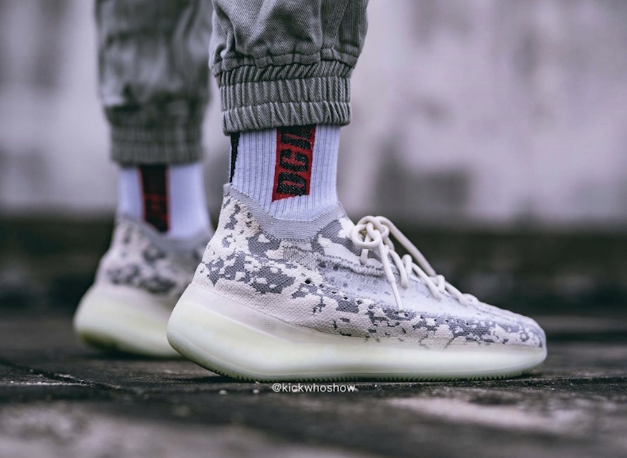 Yeezy 350 V2,adidas,发售 9 双 Yeezy 350 V2 明年发售!其中 5 双终于有图了! Yeezy 350 V2,adidas,发售 9 双 Yeezy 350 V2 明年发售!其中 5 双终于有图了!