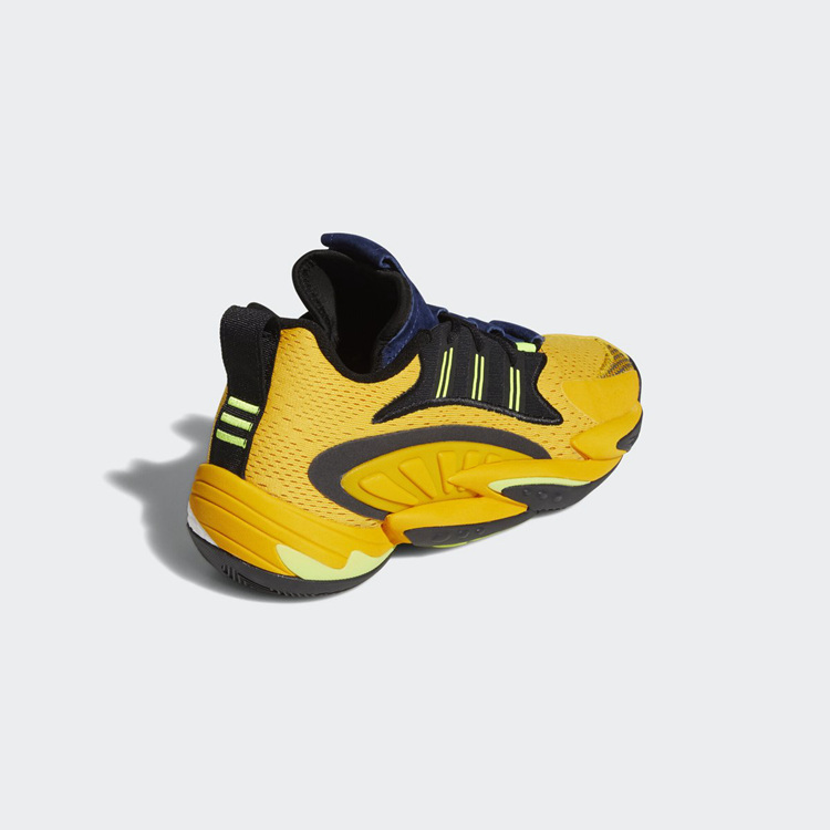 adidas,Crazy BYW X 2.0 Boost 科技 + 复古造型!Crazy BYW X 2.0 新配色你打几分? adidas,Crazy BYW X 2.0 Boost 科技 + 复古造型!Crazy BYW X 2.0 新配色你打几分?