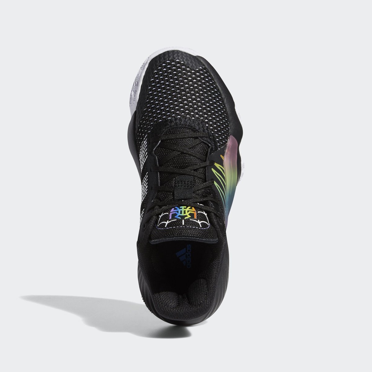 adidas,D.O.N. Issue #1,发售 渐变线条点缀!米切尔战靴 D.O.N. Issue #1 又有新配色! adidas,D.O.N. Issue #1,发售 渐变线条点缀!米切尔战靴 D.O.N. Issue #1 又有新配色!