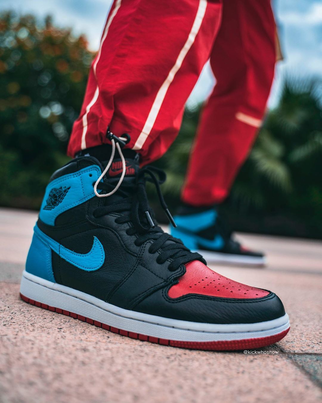 Air Jordan 1,AJ1,发售,Jordan bra 看完上脚真香了吗?「警灯 2.0」Air Jordan 1 情人节发售! Air Jordan 1,AJ1,发售,Jordan bra 看完上脚真香了吗?「警灯 2.0」Air Jordan 1 情人节发售!