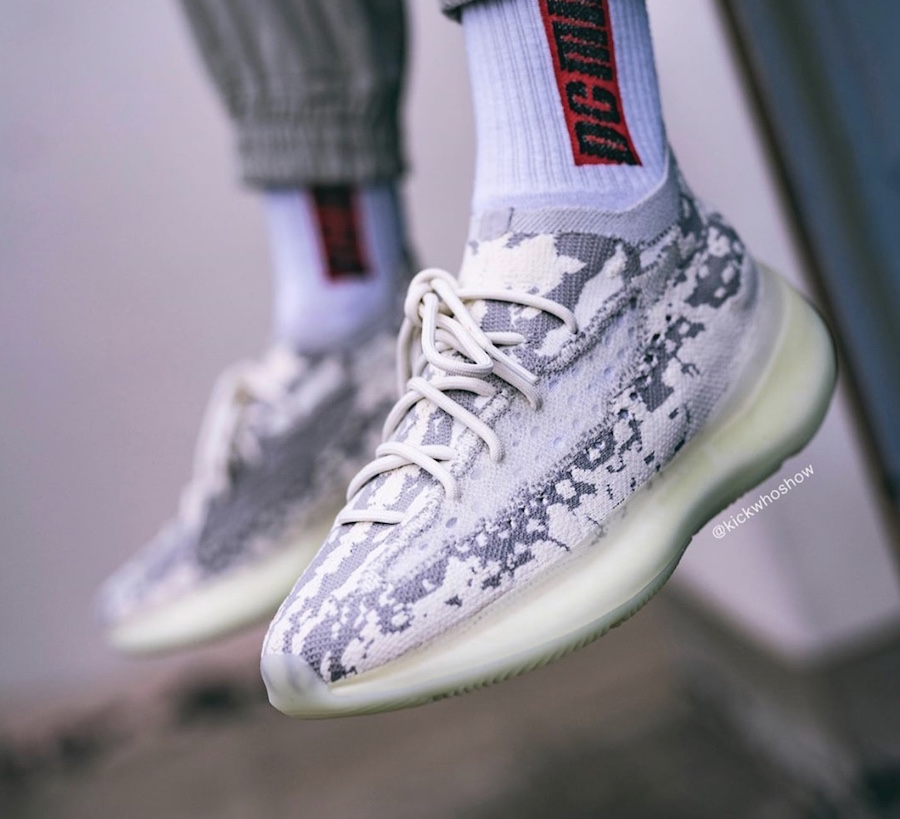 adidas,yeezy 380,发售 adidas 高管亲晒 Yeezy 380 实物!暗示即将发售! adidas,yeezy 380,发售 adidas 高管亲晒 Yeezy 380 实物!暗示即将发售!