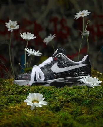 权志龙,TS,Yeezy,AJ,Nike,藤原浩 一月这 15 位明星的球鞋上脚,暴露未来半年的所有「王炸球鞋」 权志龙,TS,Yeezy,AJ,Nike,藤原浩 一月这 15 位明星的球鞋上脚,暴露未来半年的所有「王炸球鞋」