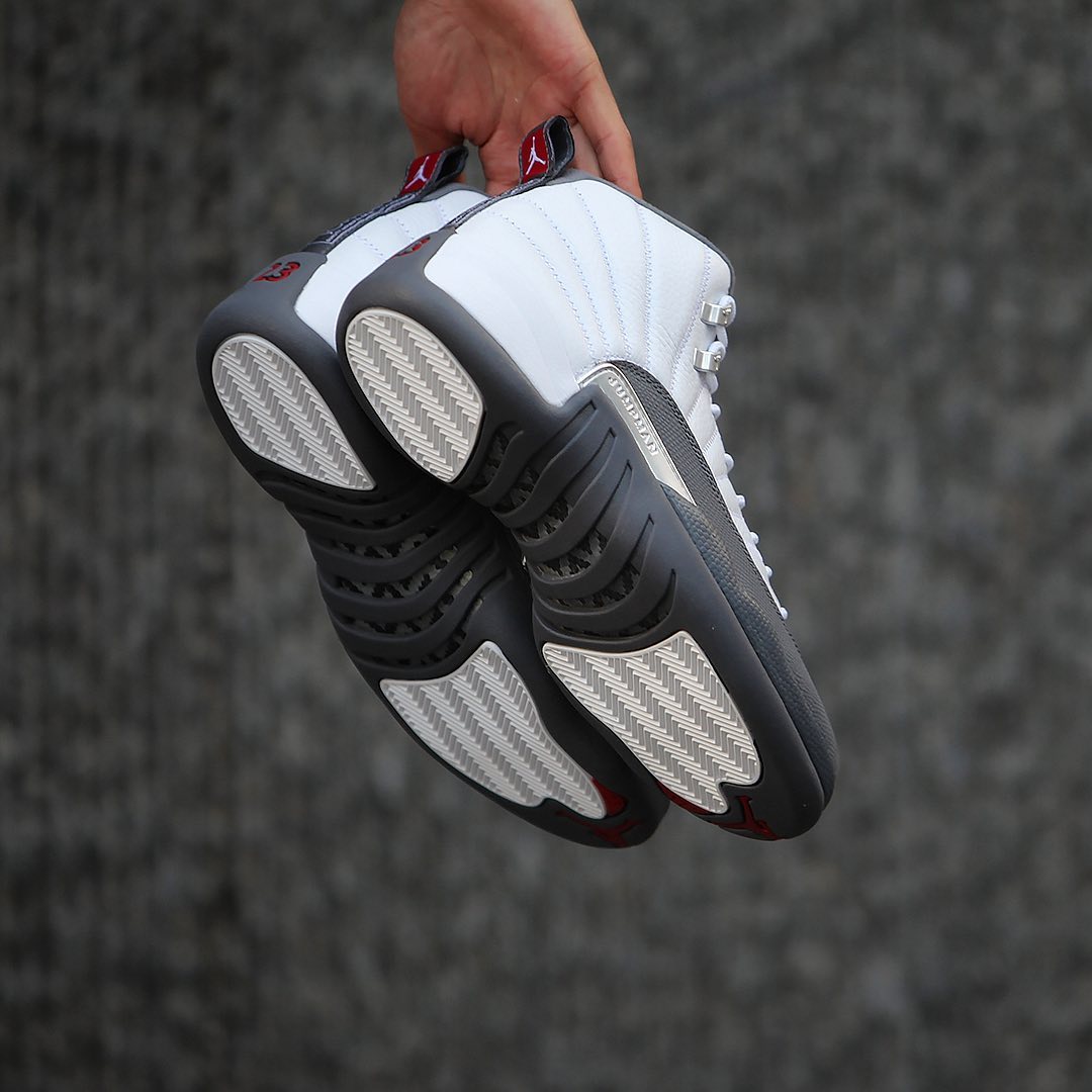 Air Jordan 12,AJ12,发售,130690-1 别忘了还有它!深灰 Air Jordan 12 下周发售! Air Jordan 12,AJ12,发售,130690-1 别忘了还有它!深灰 Air Jordan 12 下周发售!