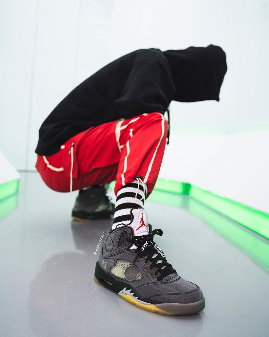 AJ1,OW,OFF-WHITE,Air Jordan 5, OFF-WHITE x AJ5 上脚照首次曝光!金字招牌的周年大招! AJ1,OW,OFF-WHITE,Air Jordan 5, OFF-WHITE x AJ5 上脚照首次曝光!金字招牌的周年大招!