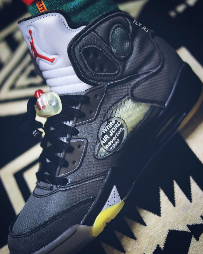 OFF-WHITE,AJ5,Air Jordan 5 评论两极分化!OFF-WHITE x AJ5 再曝新图,明年 2 月发售! OFF-WHITE,AJ5,Air Jordan 5 评论两极分化!OFF-WHITE x AJ5 再曝新图,明年 2 月发售!