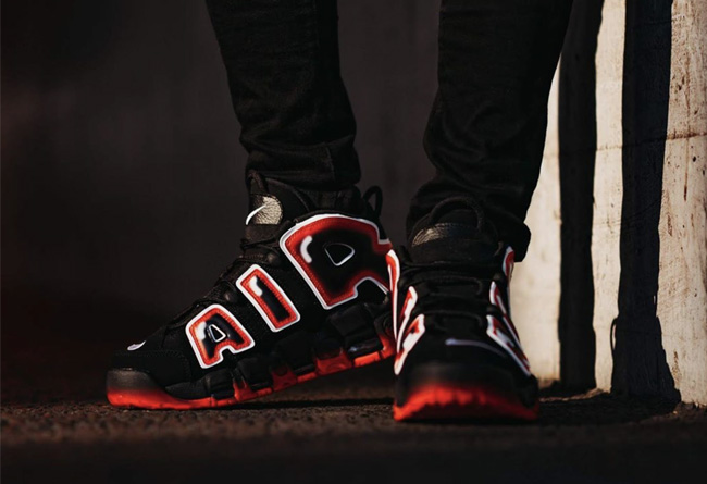 Air More Uptempo 96,Nike,大AIR, 上脚效果霸气浮夸!这双超吸睛的黑红「大 AIR」下周发售! Air More Uptempo 96,Nike,大AIR, 上脚效果霸气浮夸!这双超吸睛的黑红「大 AIR」下周发售!