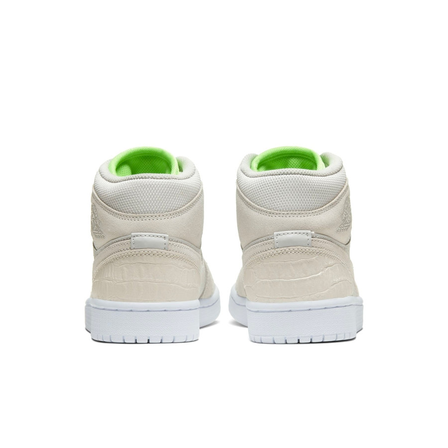 Air Jordan 1 Mid,AJ1 Mid,发售 白天、夜晚都超吸睛!这双 AJ1 Mid 你又要真香了! Air Jordan 1 Mid,AJ1 Mid,发售 白天、夜晚都超吸睛!这双 AJ1 Mid 你又要真香了!