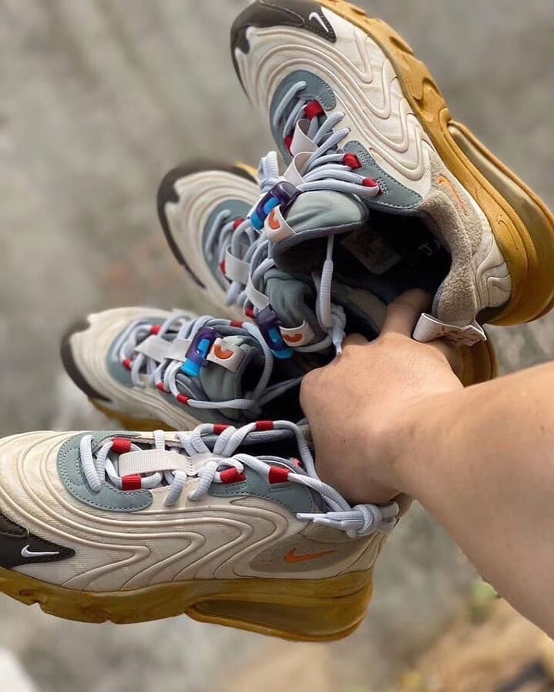 CT2864-200,发售,Air Max 270 Reac 完整实物曝光!Travis Scott x Nike 新鞋明年 3 月发售 CT2864-200,发售,Air Max 270 Reac 完整实物曝光!Travis Scott x Nike 新鞋明年 3 月发售