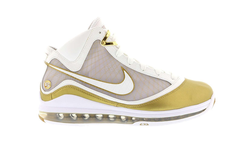 Nike,LeBron 7,中秋 又一元年配色回归!詹姆斯 LeBron 7 中秋下周发售! Nike,LeBron 7,中秋 又一元年配色回归!詹姆斯 LeBron 7 中秋下周发售!