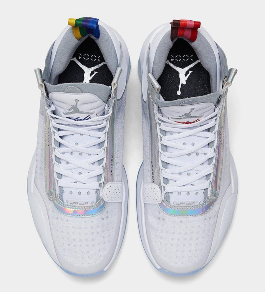 AJ,AJ34,Air Jordan 34,AR3240-1 炫彩全息效果加持!Air Jordan 34 全新彩虹配色曝光! AJ,AJ34,Air Jordan 34,AR3240-1 炫彩全息效果加持!Air Jordan 34 全新彩虹配色曝光!