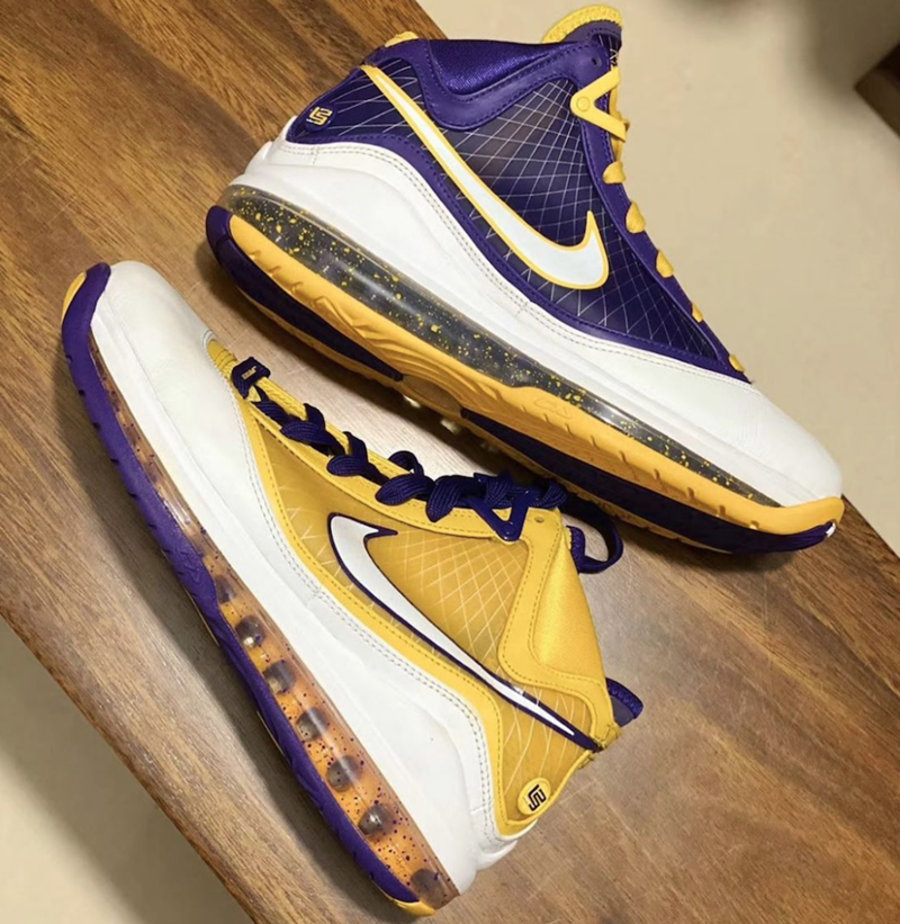 LeBron 7,Niike,发售,明星,上脚 詹姆斯媒体日亲穿配色!湖人鸳鸯 LeBron 7 即将发售! LeBron 7,Niike,发售,明星,上脚 詹姆斯媒体日亲穿配色!湖人鸳鸯 LeBron 7 即将发售!