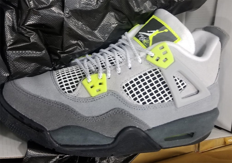 AJ4,Air Jordan 4 SE,Air Max 95 实物首次曝光!这双 3 月发售的特殊 AJ4,只看后跟就想买 AJ4,Air Jordan 4 SE,Air Max 95 实物首次曝光!这双 3 月发售的特殊 AJ4,只看后跟就想买