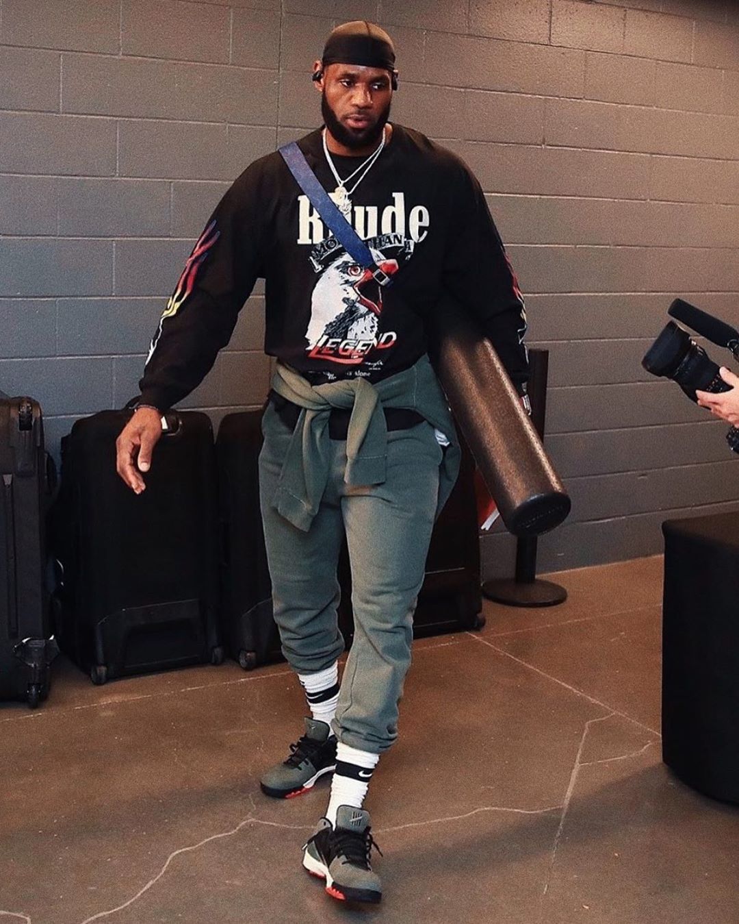 Nike,Kobe,LeBron,发售 缅怀挚友科比!詹姆斯上脚两款未市售 UNFTD x Kobe 4! Nike,Kobe,LeBron,发售 缅怀挚友科比!詹姆斯上脚两款未市售 UNFTD x Kobe 4!