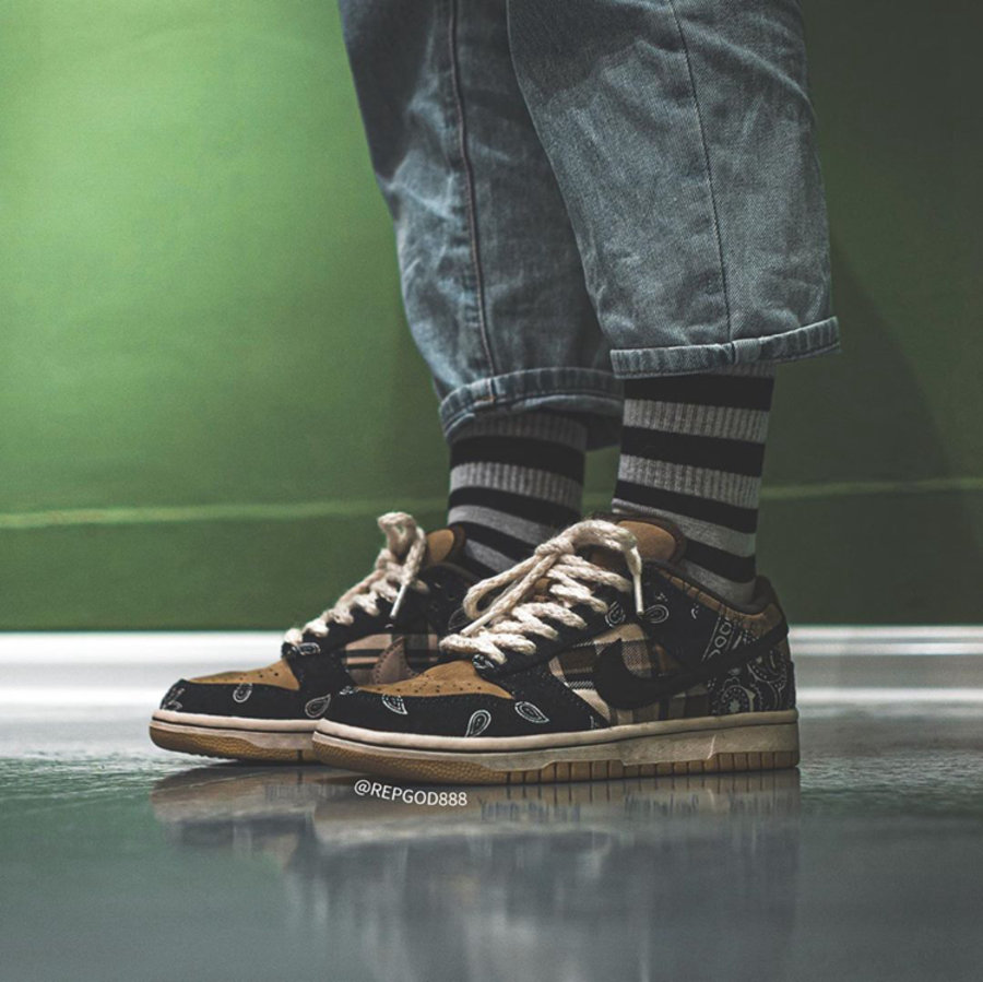 Travis Scott,Dunk SB,Nike,发售,C TS x Dunk SB 鞋面刮开过程曝光!月底发售!买到你会刮吗? Travis Scott,Dunk SB,Nike,发售,C TS x Dunk SB 鞋面刮开过程曝光!月底发售!买到你会刮吗?