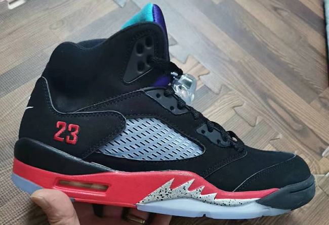 AJ5,Air Jordan 5,CZ1786-001,发售 鞋舌彩蛋首度曝光!AJ5 “Top 3” 最新实物释出!5 月发售! AJ5,Air Jordan 5,CZ1786-001,发售 鞋舌彩蛋首度曝光!AJ5 “Top 3” 最新实物释出!5 月发售!