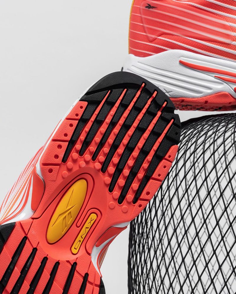 Reebok,DMX Thrill,Vivid Orange 阔别 20 年后首度回归!这双 DMX 跑鞋绝对让你过目不忘! Reebok,DMX Thrill,Vivid Orange 阔别 20 年后首度回归!这双 DMX 跑鞋绝对让你过目不忘!