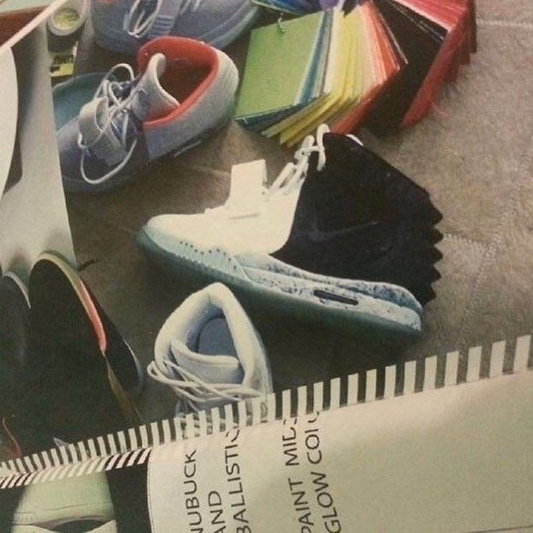 Air Yeezy,Oreo, 全球仅此一双!超稀有 Air Yeezy 2 "Oreo" 谍照曝光! Air Yeezy,Oreo, 全球仅此一双!超稀有 Air Yeezy 2 "Oreo" 谍照曝光!