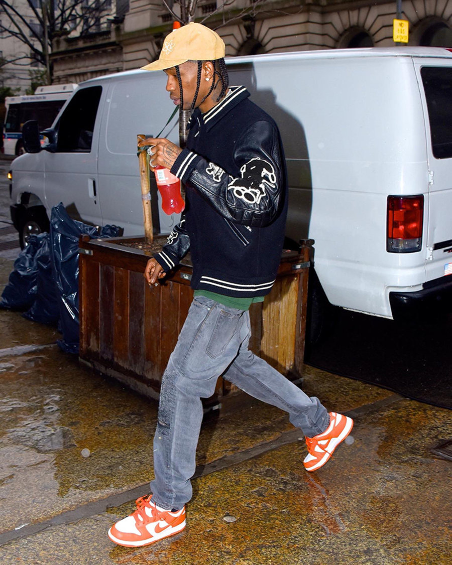 Nike,Dunk Low,Syracuse,CU1726- Travis Scott 提前上脚!雪城大学配色 Dunk Low 实物美图释出! Nike,Dunk Low,Syracuse,CU1726- Travis Scott 提前上脚!雪城大学配色 Dunk Low 实物美图释出!