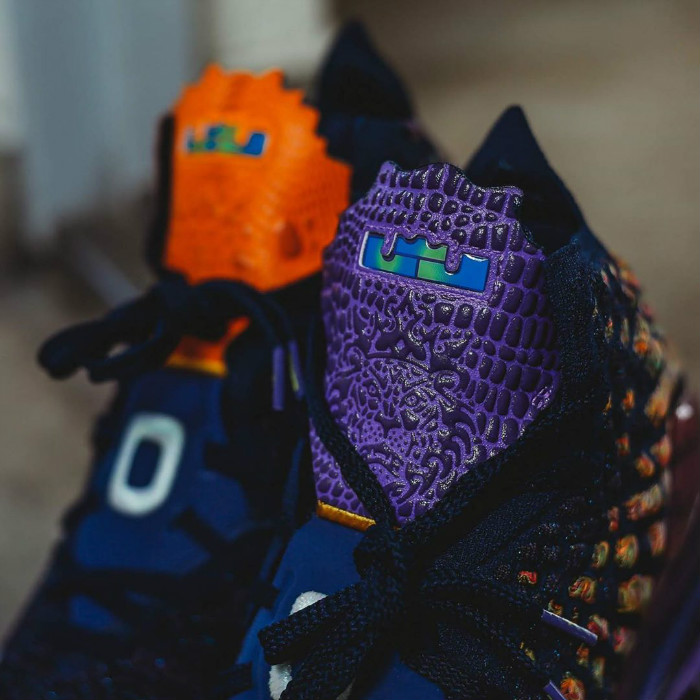 LeBron 17,Monsters,CD5050-400 配套服饰同样精彩!你是否也在等这套大灌篮 LeBron 17? LeBron 17,Monsters,CD5050-400 配套服饰同样精彩!你是否也在等这套大灌篮 LeBron 17?