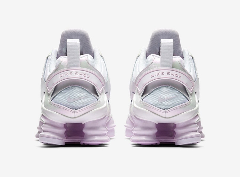 Nike,Shox Tl Nova,Barely Grape 想体验「机械缓震」的极致脚感?这双幻彩 Nike 新品刚刚发售! Nike,Shox Tl Nova,Barely Grape 想体验「机械缓震」的极致脚感?这双幻彩 Nike 新品刚刚发售!