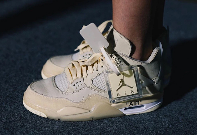 OFF-WHITE,AJ4,Air Jordan 4,发售 黑红 OFF-WHITE x AJ4 上脚照曝光!传闻八月发售 OFF-WHITE,AJ4,Air Jordan 4,发售 黑红 OFF-WHITE x AJ4 上脚照曝光!传闻八月发售