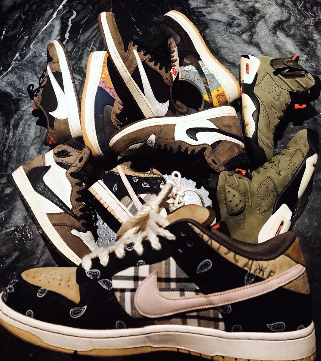 Dunk,LoW,近期,的,重磅,新鞋,真是,层出不穷, 林俊杰上脚 TS x Dunk SB,罗志祥晒 5 双联名合影!陈建州竟然... Dunk,LoW,近期,的,重磅,新鞋,真是,层出不穷, 林俊杰上脚 TS x Dunk SB,罗志祥晒 5 双联名合影!陈建州竟然...