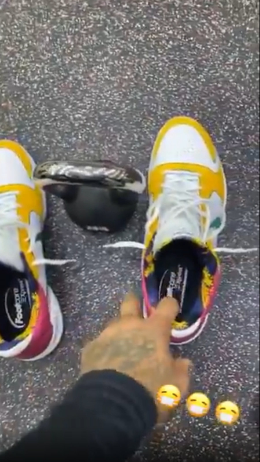 PJ Tucker,塔克,Kobe 5,Nike 举铁也不忘晒鞋!「鞋王」塔克这双 Kobe 5 真是头一次见! PJ Tucker,塔克,Kobe 5,Nike 举铁也不忘晒鞋!「鞋王」塔克这双 Kobe 5 真是头一次见!