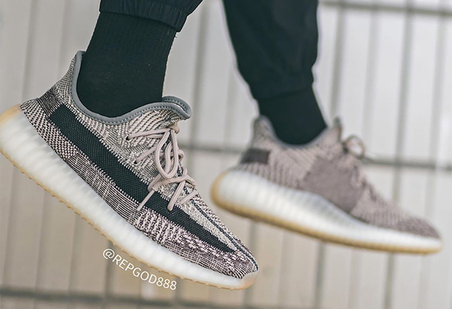 adidas,Yeezy Boost 350 V2,Zyon 最新上脚美图释出!Yeezy 350 V2 “Zyon” 传闻五月发售! adidas,Yeezy Boost 350 V2,Zyon 最新上脚美图释出!Yeezy 350 V2 “Zyon” 传闻五月发售!