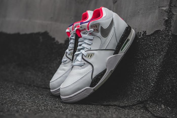 Nike,Flight 89,Planet of Hoops 独一无二的夜光效果!耐克「中国限定」球鞋明日抢先发售! Nike,Flight 89,Planet of Hoops 独一无二的夜光效果!耐克「中国限定」球鞋明日抢先发售!