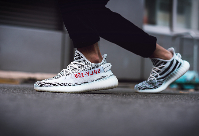 白斑马,白,斑马,Yeezy,350,又双,叒叕,要来,了, 白斑马 Yeezy 350 V2 又双叒叕要来了!年年补货,年年抢! 白斑马,白,斑马,Yeezy,350,又双,叒叕,要来,了, 白斑马 Yeezy 350 V2 又双叒叕要来了!年年补货,年年抢!
