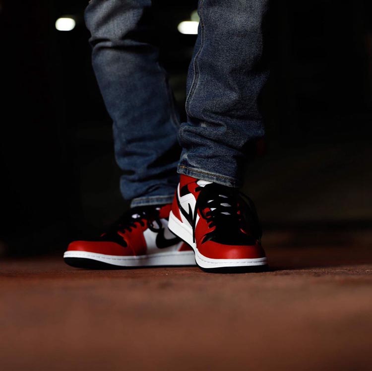 AJ,AJ1 Mid,Air Jordan 1 Mid,Ch 反转黑红 + 芝加哥官网上架!这双 Air Jordan 1 Mid 估计很抢手! AJ,AJ1 Mid,Air Jordan 1 Mid,Ch 反转黑红 + 芝加哥官网上架!这双 Air Jordan 1 Mid 估计很抢手!