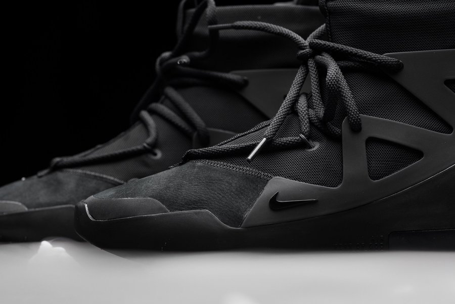 Air Fear of God 1,Triple Black 后天发售!黑魂配色 Air Fear of God 1 惊艳美图抢先看! Air Fear of God 1,Triple Black 后天发售!黑魂配色 Air Fear of God 1 惊艳美图抢先看!