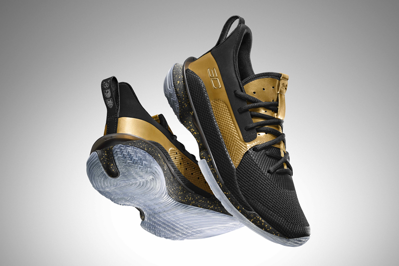 UA,Under Armour,Curry 7,发售 买鞋居然还送玩具!黑金 UA Curry 7 刚刚发售! UA,Under Armour,Curry 7,发售 买鞋居然还送玩具!黑金 UA Curry 7 刚刚发售!
