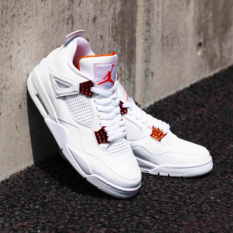Air Jordan 4,Orange Metallic,A 本周六官网发售!白橙 AJ4 实物真的帅! Air Jordan 4,Orange Metallic,A 本周六官网发售!白橙 AJ4 实物真的帅!