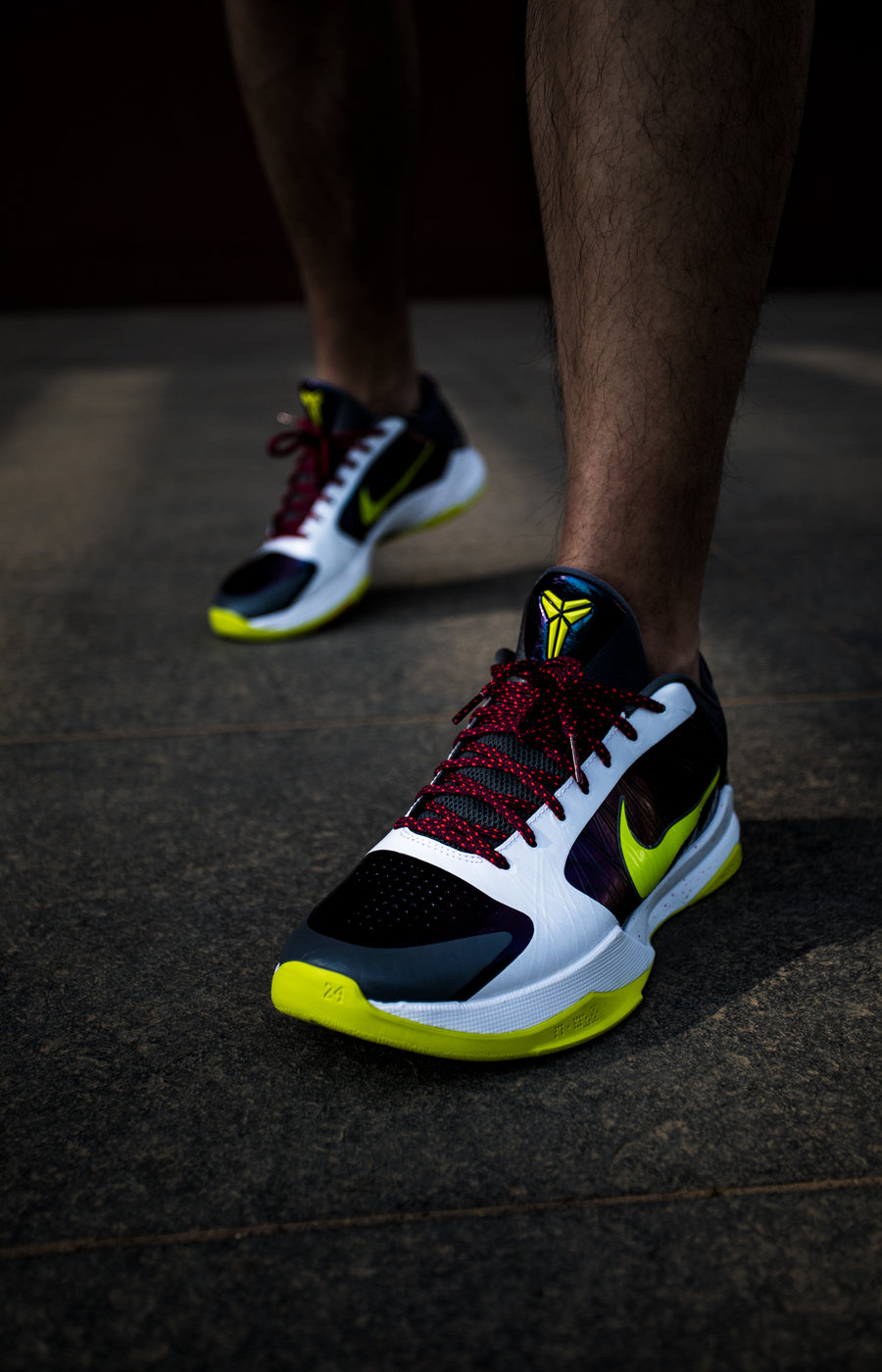 Kobe 5,Nike,Chaos,小丑 苦等半年,终于入手今年第一双 Kobe 战靴,但劝你现在别买... Kobe 5,Nike,Chaos,小丑 苦等半年,终于入手今年第一双 Kobe 战靴,但劝你现在别买...