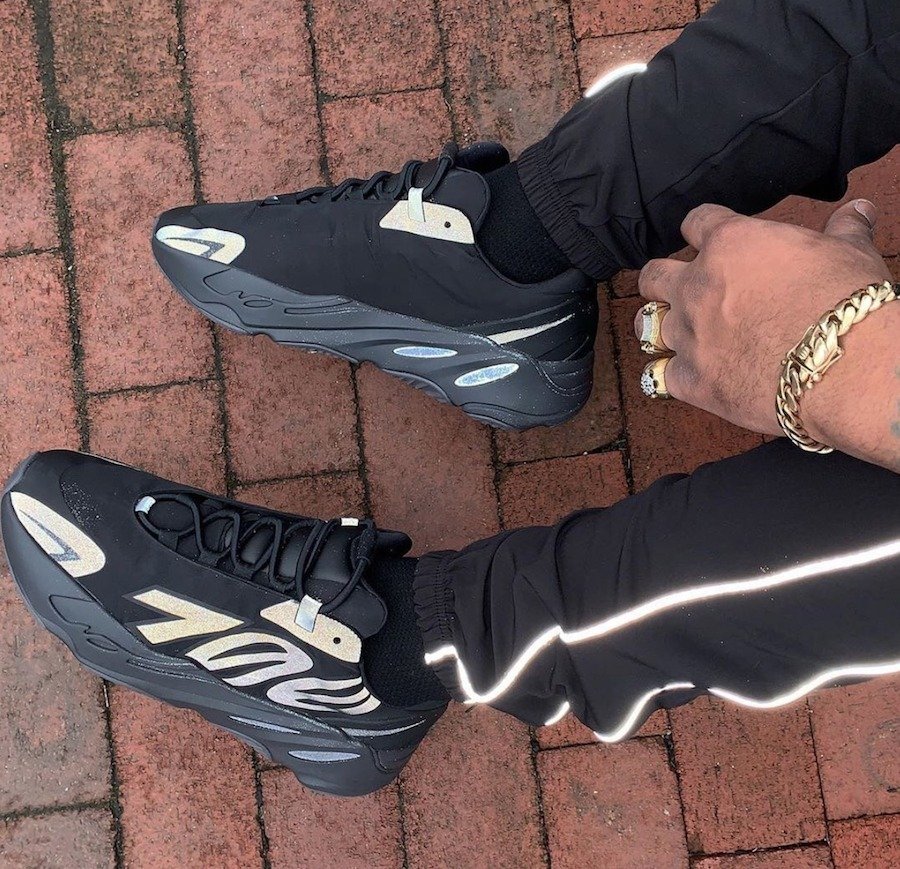 Yeezy 700 MNVN,adidas,发售,FV444 国内预约开启!黑武士 Yeezy 700 MNVN 本周六再度发售! Yeezy 700 MNVN,adidas,发售,FV444 国内预约开启!黑武士 Yeezy 700 MNVN 本周六再度发售!