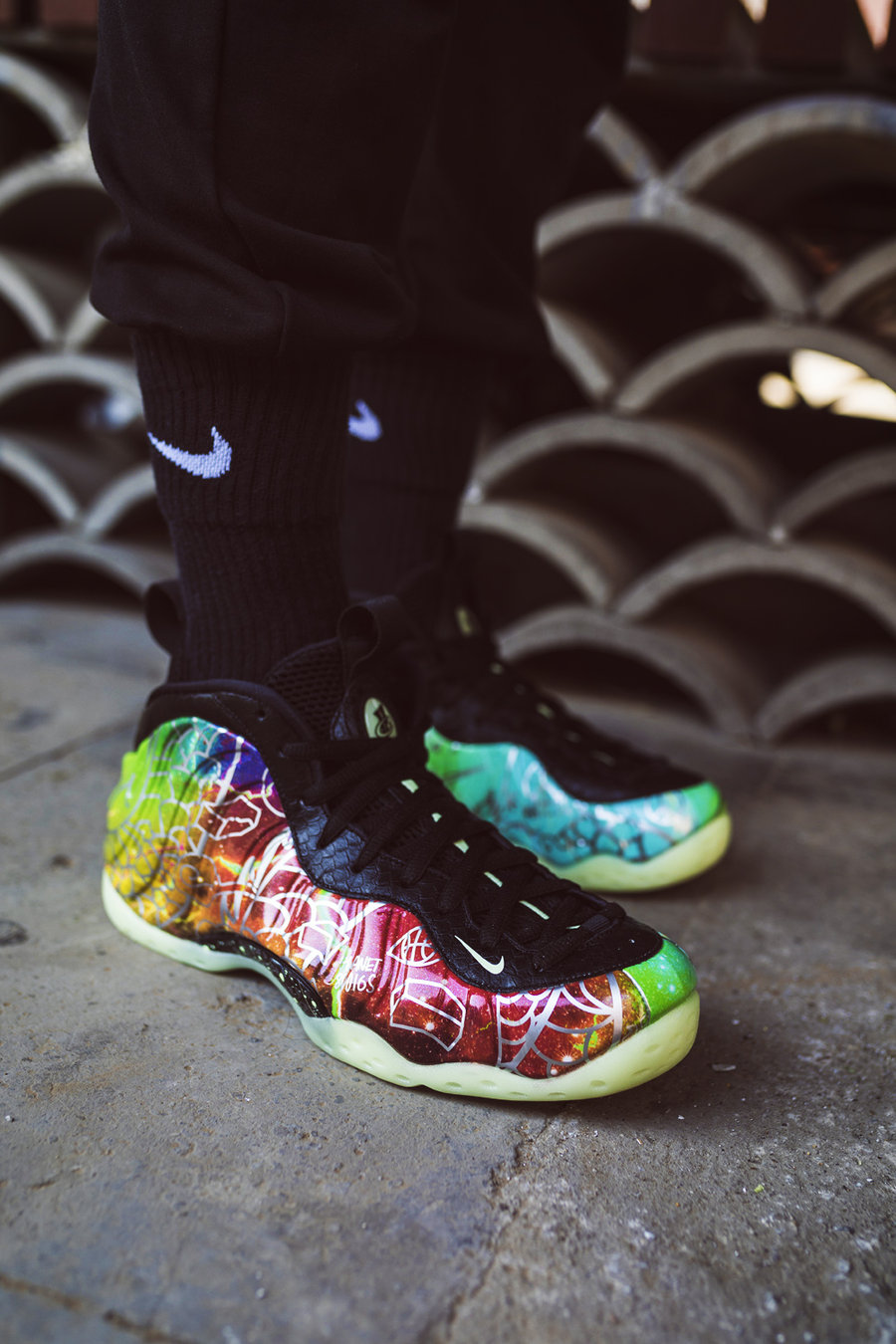 Nike,Air Foamposite One,发售,开箱, 这个隐藏效果看完都惊了!北京喷开箱上脚来了!市价 4K+ Nike,Air Foamposite One,发售,开箱, 这个隐藏效果看完都惊了!北京喷开箱上脚来了!市价 4K+