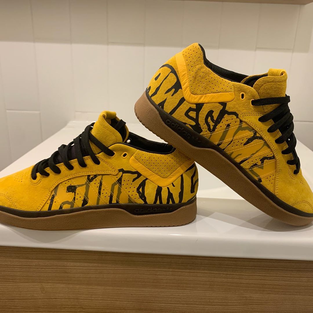Fucking Awesome,adidas,skatebo 热门街头品牌联名!久违的 adidas 滑板系列新鞋来了! Fucking Awesome,adidas,skatebo 热门街头品牌联名!久违的 adidas 滑板系列新鞋来了!