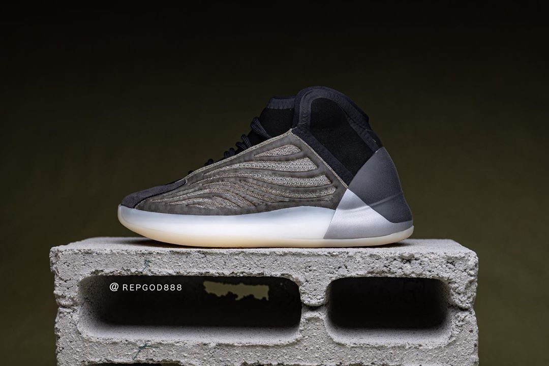 adidas,Yeezy,Yeezy Quantum 太羡慕了!侃爷送给朋友一双从未曝光的 Yeezy 篮球鞋! adidas,Yeezy,Yeezy Quantum 太羡慕了!侃爷送给朋友一双从未曝光的 Yeezy 篮球鞋!