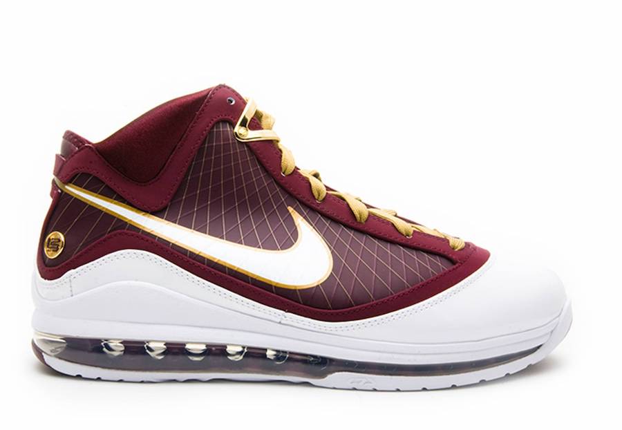 LeBron 7,Nike,DH4054-600 华丽酒红 + 金色点缀!LeBron 7 “CTK” 即将复刻回归! LeBron 7,Nike,DH4054-600 华丽酒红 + 金色点缀!LeBron 7 “CTK” 即将复刻回归!