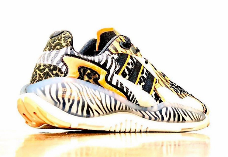 adidas,ZX 1180 BOOST,Animal 新鞋型曝光!adidas ZX 1180 Boost 兽纹装扮有点野! adidas,ZX 1180 BOOST,Animal 新鞋型曝光!adidas ZX 1180 Boost 兽纹装扮有点野!