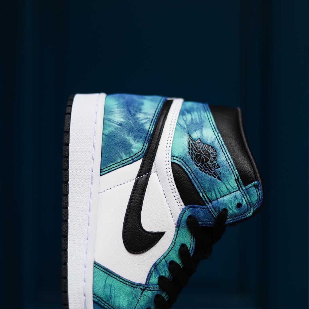 Nike,Air Jordan 1,AJ1,Space Hi 最贵的市价近 5K!今早的 Nike 垃圾鞋、扎染 AJ1 你抢到了吗? Nike,Air Jordan 1,AJ1,Space Hi 最贵的市价近 5K!今早的 Nike 垃圾鞋、扎染 AJ1 你抢到了吗?