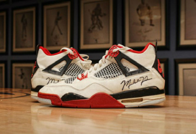 Air Jordan 4 OG,AJ4,Military B 又一元年配色回归!白蓝 Air Jordan 4 明年复刻! Air Jordan 4 OG,AJ4,Military B 又一元年配色回归!白蓝 Air Jordan 4 明年复刻!