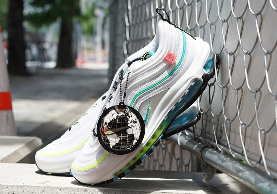Air Max 97,Nike,发售,CZ5607-100 清爽渐变装扮!这双 Air Max 97 “Worldwide” 还有神秘配件! Air Max 97,Nike,发售,CZ5607-100 清爽渐变装扮!这双 Air Max 97 “Worldwide” 还有神秘配件!