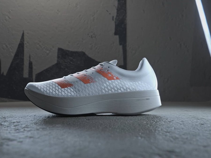 adidas,adizero adios Pro,发售 硬刚 Nike!adidas 全新碳板跑鞋问世!这设计真没见过! adidas,adizero adios Pro,发售 硬刚 Nike!adidas 全新碳板跑鞋问世!这设计真没见过!
