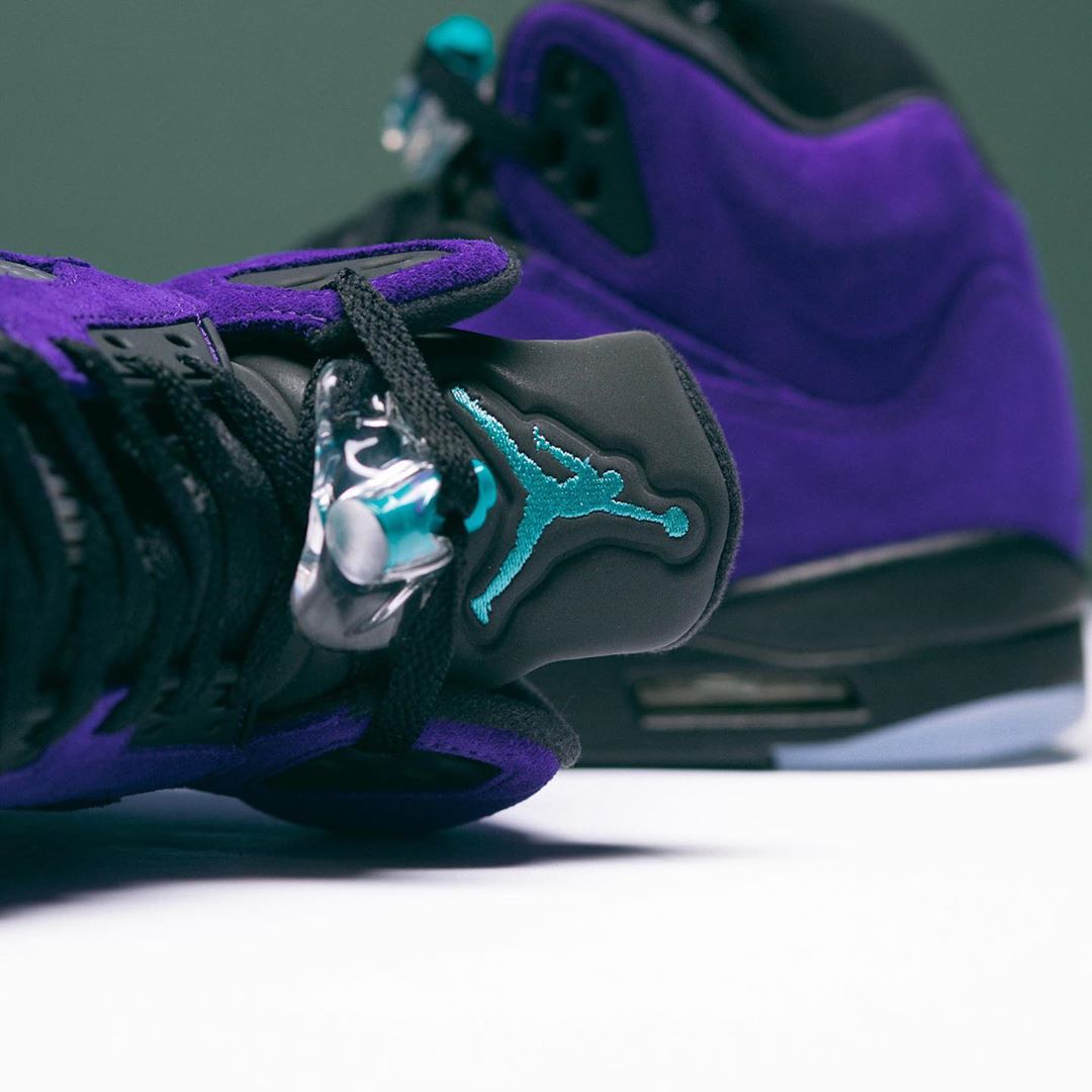 AJ5,Air Jordan 5,136027-500,发售 「反转葡萄」AJ5 下周发售!最新美图越看越喜欢! AJ5,Air Jordan 5,136027-500,发售 「反转葡萄」AJ5 下周发售!最新美图越看越喜欢!