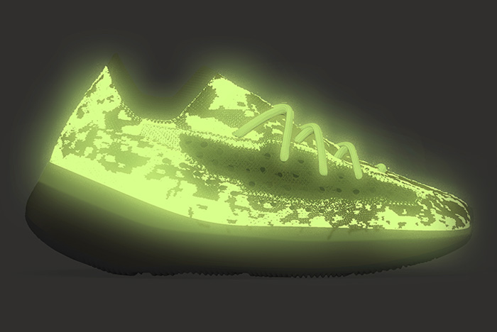 adidas,Yeezy Boost 380 第一双夜光 Yeezy 380 实物曝光!这中毒绿看着如何? adidas,Yeezy Boost 380 第一双夜光 Yeezy 380 实物曝光!这中毒绿看着如何?