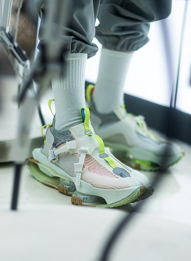 Nike,ISPA 史上最猛 “气垫”!?今年 Nike「最怪」球鞋曝光! Nike,ISPA 史上最猛 “气垫”!?今年 Nike「最怪」球鞋曝光!