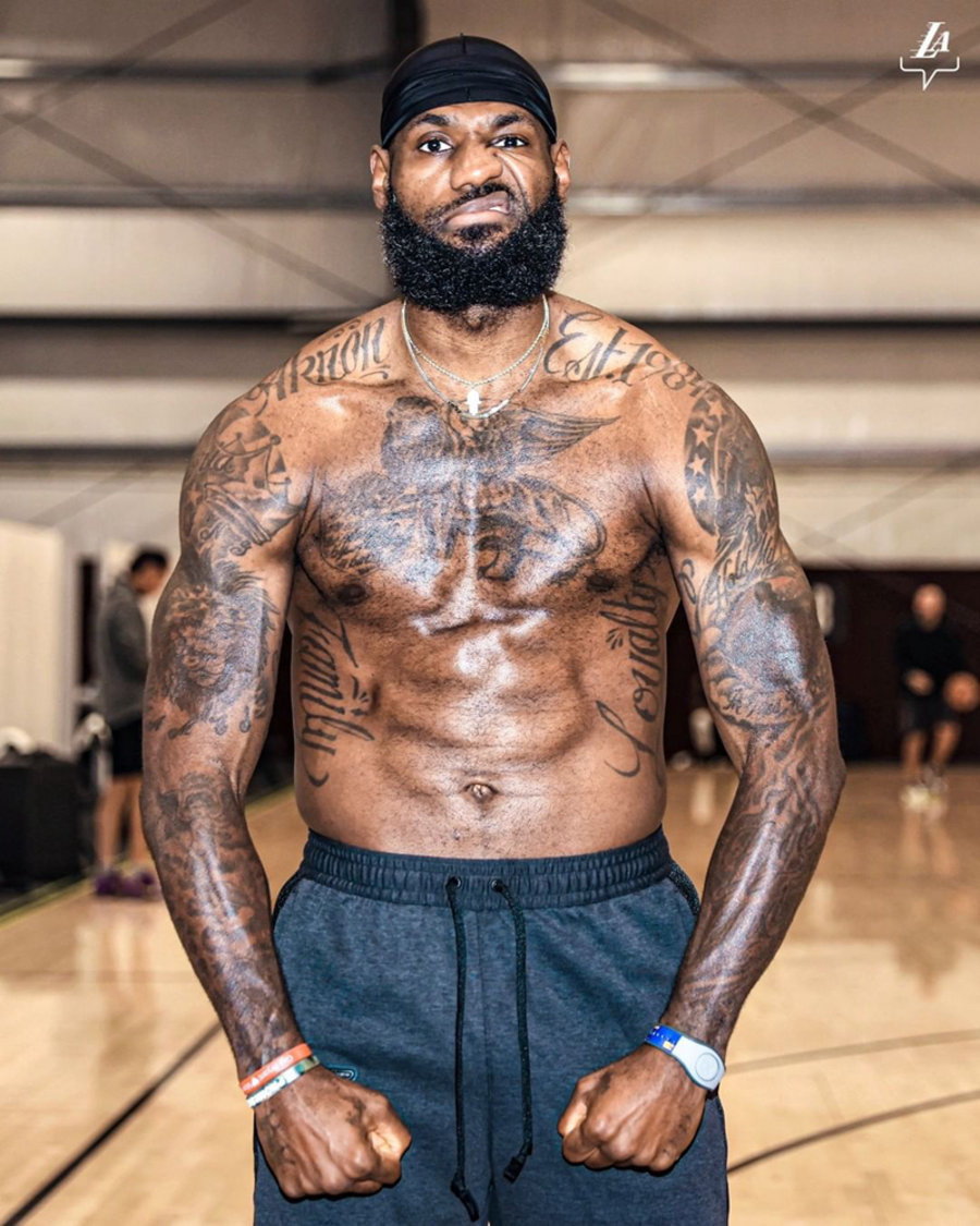 NBA,明星上脚 复赛倒计时 10 天!塔克又晒狠鞋!近期 NBA 球星上脚看花眼! NBA,明星上脚 复赛倒计时 10 天!塔克又晒狠鞋!近期 NBA 球星上脚看花眼!