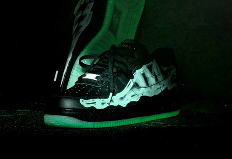 Nike,Air Force 1,Skeleton,CU80 夜光外底 + 透视骨骼!第三款万圣节主题 Air Force 1 十月发售! Nike,Air Force 1,Skeleton,CU80 夜光外底 + 透视骨骼!第三款万圣节主题 Air Force 1 十月发售!